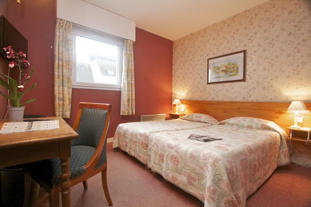 Hotel Sully Nogent-le-Rotrou Zimmer foto