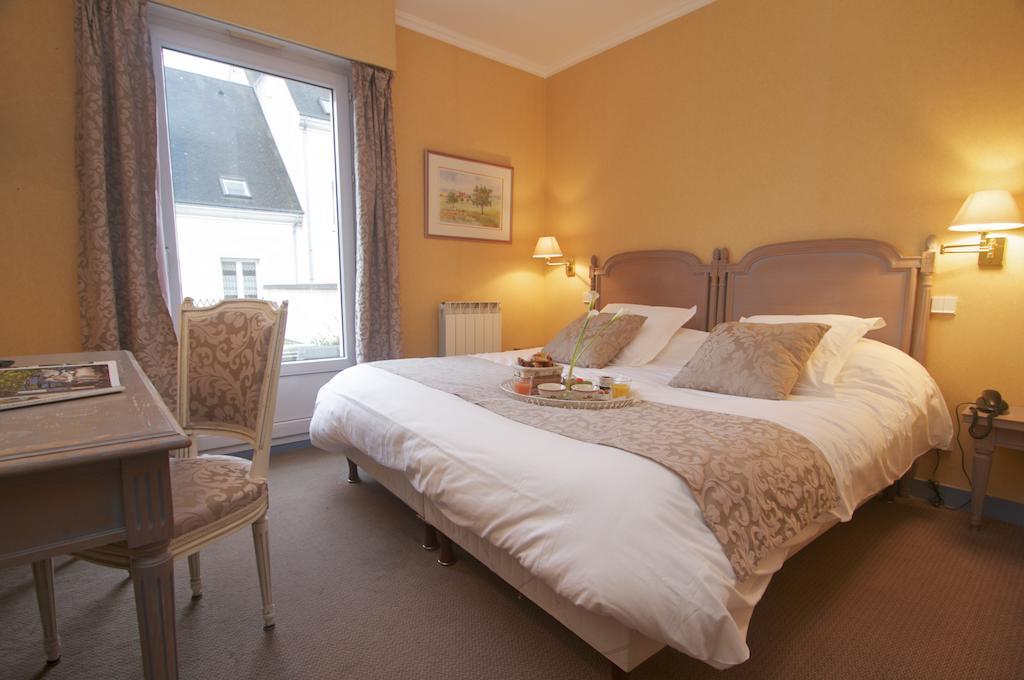 Hotel Sully Nogent-le-Rotrou Zimmer foto